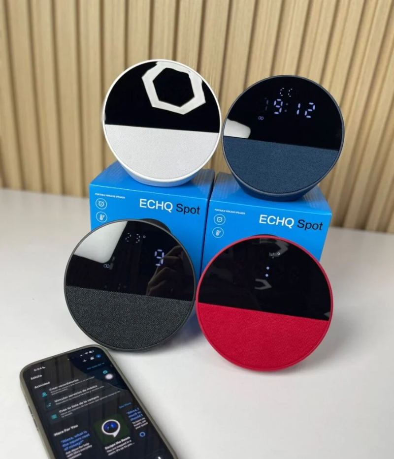 Parlante Alaxe Spot Bluetooth 5.3 con Reloj y Pantalla LED Kavada Bodega Mayorista
